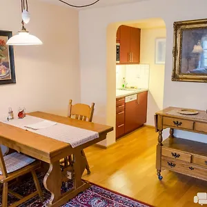  Apartment Steingasse Austria